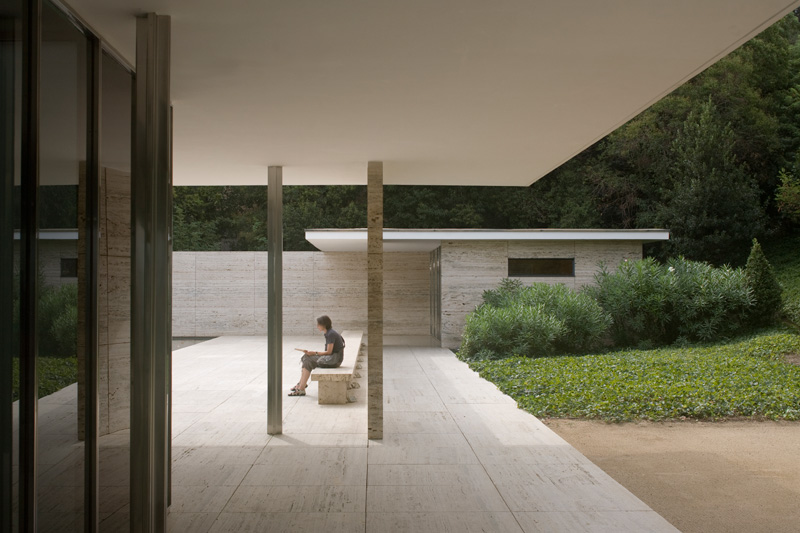 Deutscher Weltausstellungs-Pavillon (Mies van der Rohe 1929 / 1986)