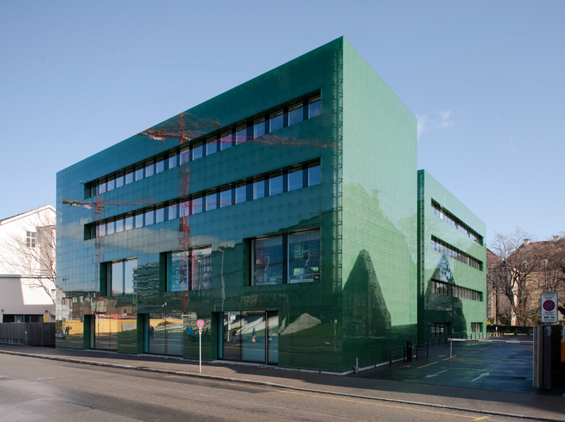 Apotheke des Kantonsspitals (Herzog + DeMeuron 1997)