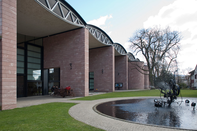 Museum Tinguely (Botta 1996) Westseite