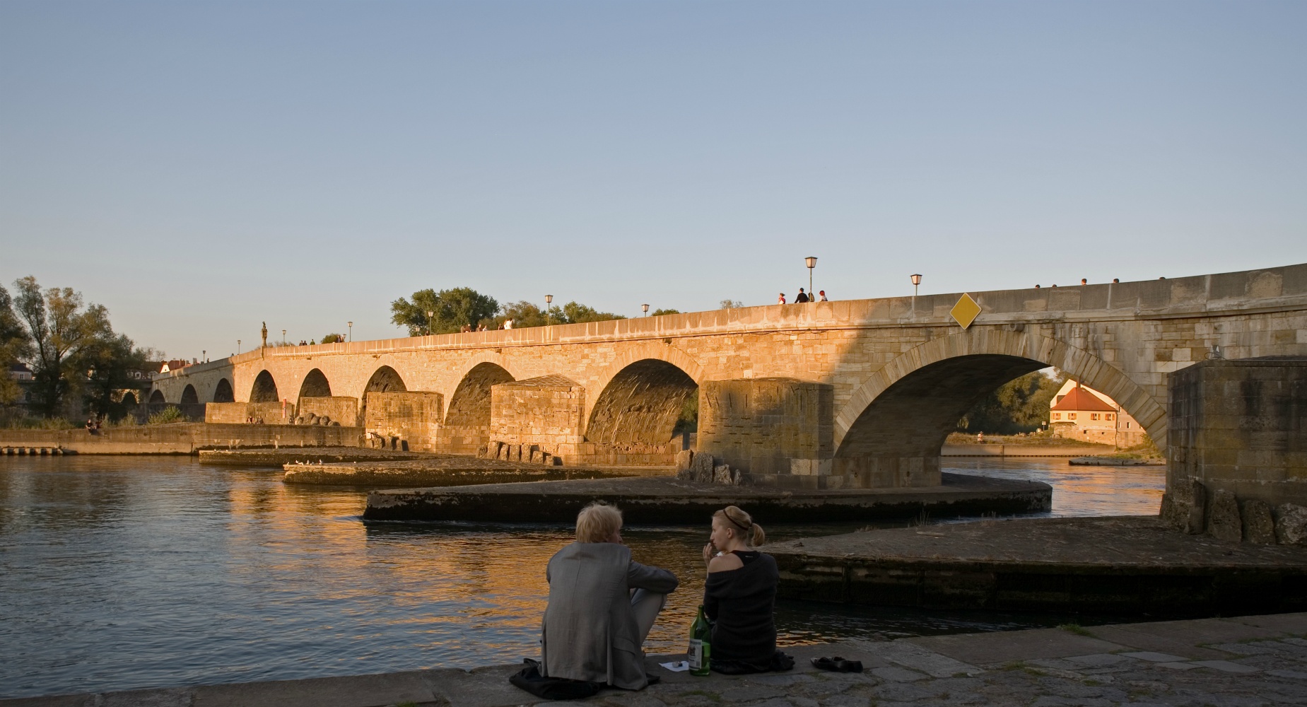Regensburg: Steinerne Brücke (1135-1146)