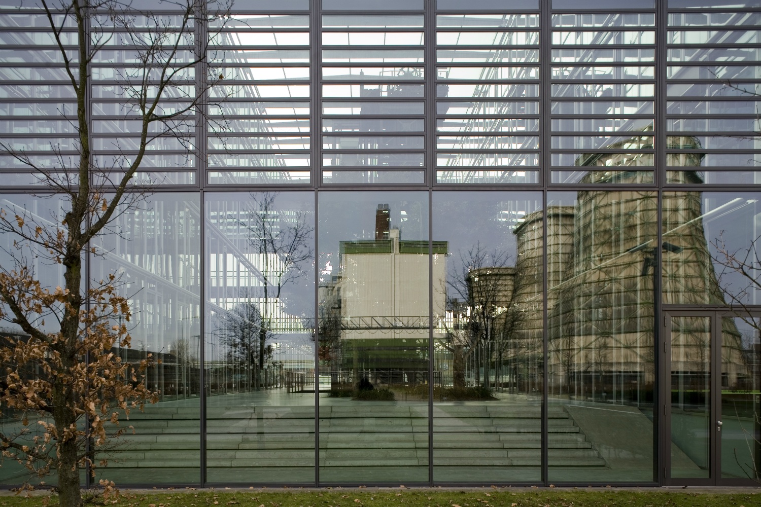 Hauptverwaltung Stadtwerke 2208 (Ingenhoven & Partner 2004)